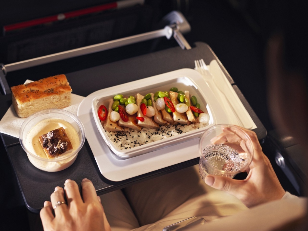 Qantas Economy Dining Options